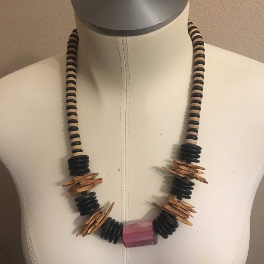 Women’s Necklace
